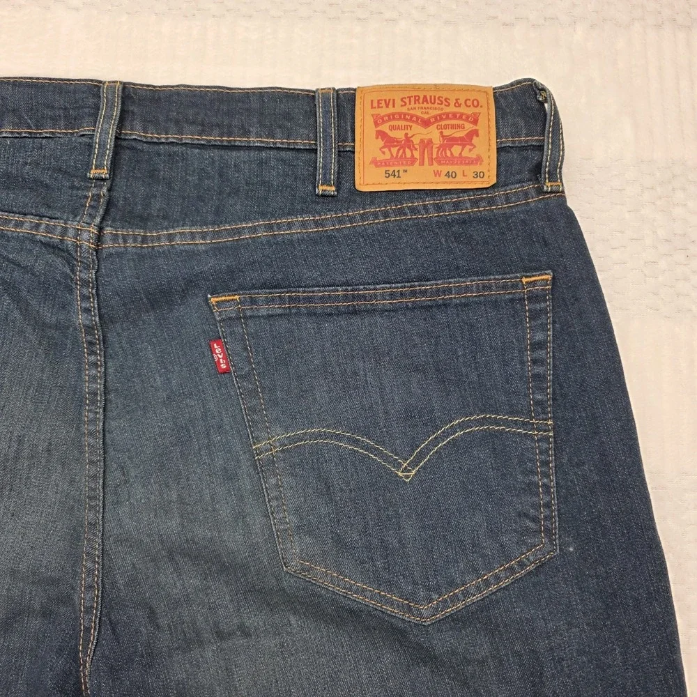 Levis 541 Jeans Mens 40x30 Athletic Fit High Rise Stretch Medium Wash Blue Denim